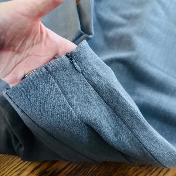 Gray Pleated Wide-Leg Pants 3/4 Coullotte Pants - Picture 9 of 12